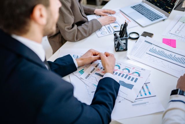 [Ghid] Programul Stock Option Plan: caracteristici, tratament fiscal, obligatii declarative si monografie contabila